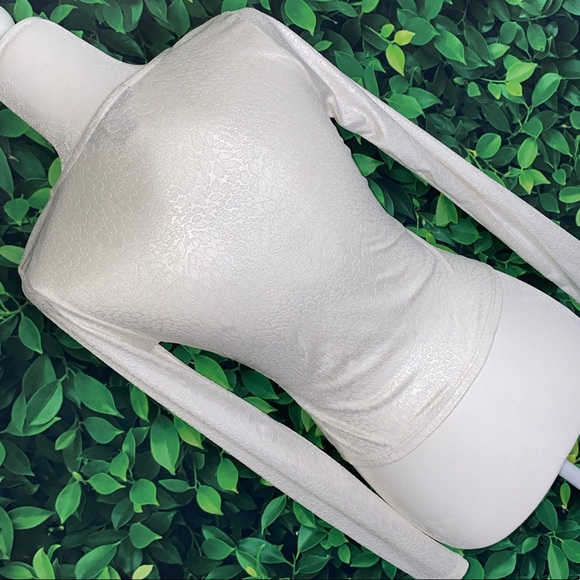 SHIMMER PEARL CROC-PRINT LONG-SLEEVE TOP · SIZE S - Picture 5 of 6